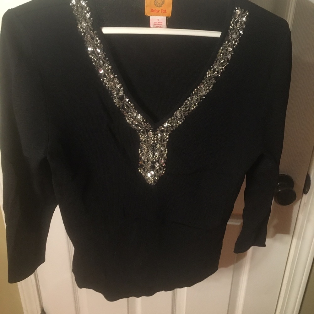 Ruby Red black V Neck w/bling. Size small